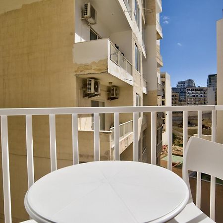 Sliema 2-Bedroom Central Apartments And Penthouse With Jacuzzi Екстериор снимка